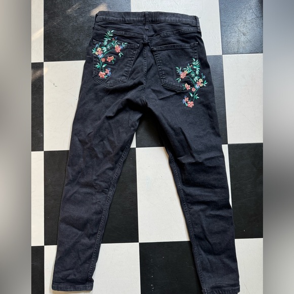 Topshop western-inspired floral jeans - Picture 2 of 3
